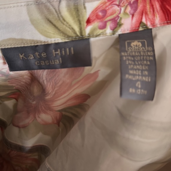 Floral Jean Jacket - Picture 4 of 6